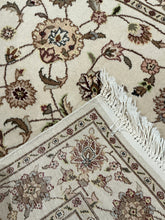 Load image into Gallery viewer, Chinese Keshan [Wool + Silk] - 2&#39;11” X 5&#39;2”
