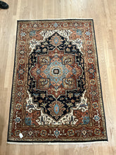 Load image into Gallery viewer, Indian Heriz - 4&#39;0” X 5&#39;10”
