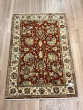 Load image into Gallery viewer, Indian Sarouk - 4&#39;0” X 5&#39;11”
