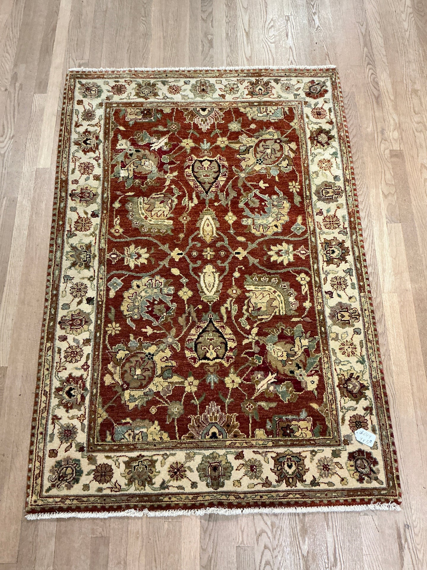 Indian Sarouk - 4'0” X 5'11”
