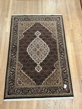 Load image into Gallery viewer, Indian Mahi [Wool + Sillk] - 4&#39;2” X 6&#39;1”
