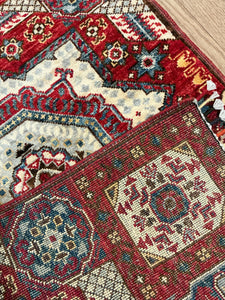Afghan Mamluk - 2'2” X 6'3”
