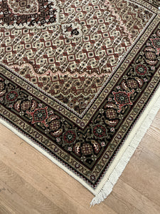 Indian Mahi [Wool + Sillk] - 3'11” X 6'0”