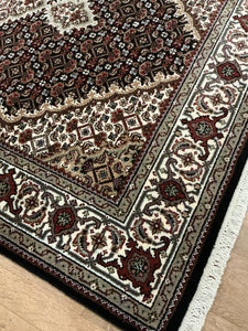 Indian Mahi [Wool + Sillk] - 3'11” X 6'0”