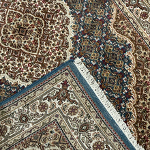 Load image into Gallery viewer, Indian Mahi [Wool + Sillk] - 3'11” X 6'3”
