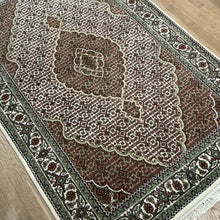 Load image into Gallery viewer, Indian Mahi [Wool + Sillk] - 4'1” X 6'4”
