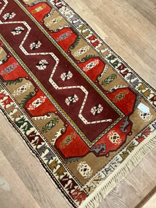 Persian Ardabil - 2'8” X 9'3”