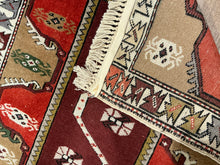 Load image into Gallery viewer, Persian Ardabil - 2&#39;8” X 9&#39;3”
