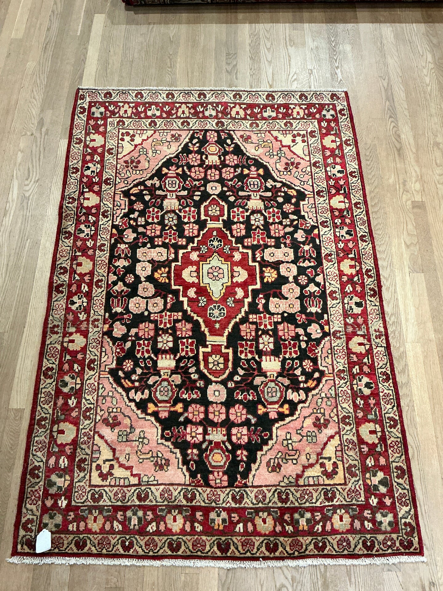 Persian Sarouk - 4'3” X 6'6”