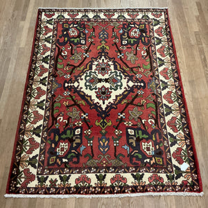 Persian Baktiari - 4'11” X 6'8”