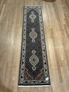 Indian Mahi [Wool + Sillk] - 1'11” X 7'11”