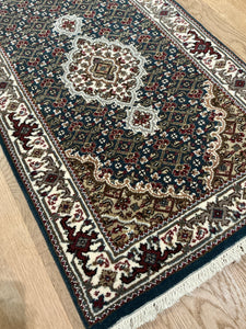 Indian Mahi [Wool + Sillk] - 1'11” X 7'11”