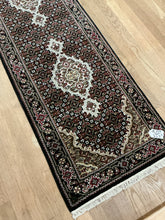 Load image into Gallery viewer, Indian Mahi [Wool + Sillk] - 2&#39;0” X 8&#39;5”
