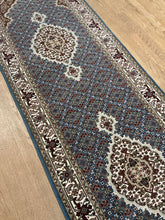 Load image into Gallery viewer, Indian Mahi [Wool + Sillk] - 2&#39;7” X 8&#39;3”
