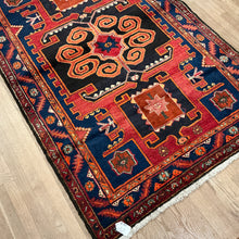 Load image into Gallery viewer, Persian Hamadan - 4'4” X 6'9”

