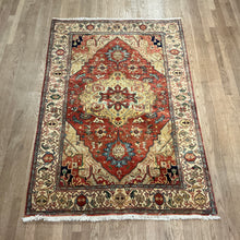 Load image into Gallery viewer, Indian Heriz - 4'0” X 6'0”
