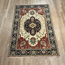 Load image into Gallery viewer, Indian Heriz - 4'2” X 6'3”
