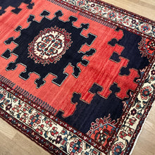 Load image into Gallery viewer, Persian Sarouk - 4&#39;5” X 6&#39;0”
