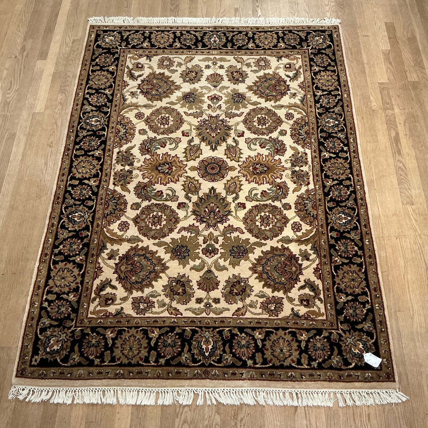 Indian Keshan - 5'1” X 6'11”