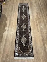 Load image into Gallery viewer, Indian Mahi [Wool + Sillk] - 1&#39;11” X 10&#39;0”
