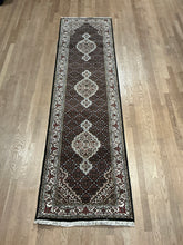 Load image into Gallery viewer, Indian Mahi [Wool + Sillk] - 2'6” X 10'3”
