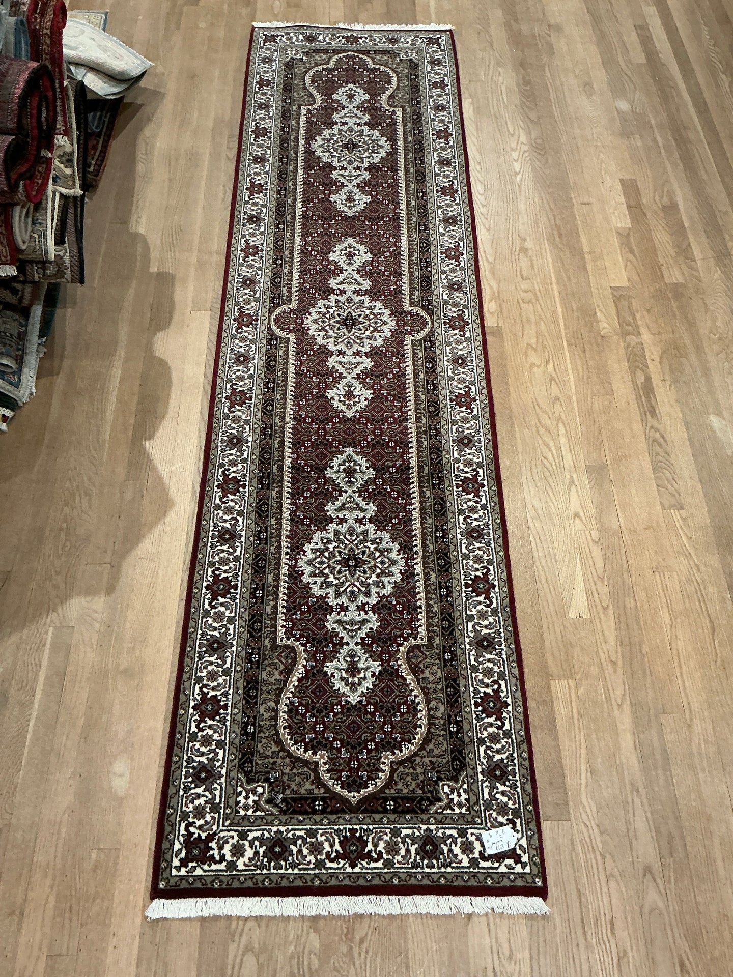 Indian Mahi [Wool + Sillk] - 2'7” X 9'11”
