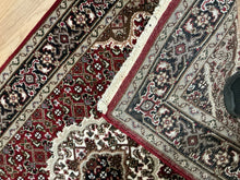 Load image into Gallery viewer, Indian Mahi [Wool + Sillk] - 2&#39;7” X 9&#39;9”
