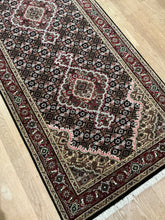 Load image into Gallery viewer, Indian Mahi [Wool + Sillk] - 2&#39;9” X 10&#39;0”
