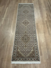 Load image into Gallery viewer, Indian Mahi [Wool + Sillk] - 2'9” X 10'1”

