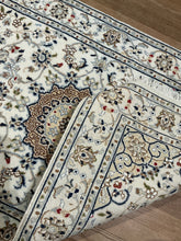 Load image into Gallery viewer, Indian Nain [Wool + Silk] - 2&#39;7” X 10&#39;1”
