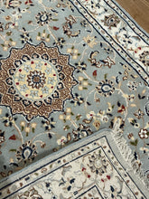 Load image into Gallery viewer, Indian Nain [Wool + Silk] - 2&#39;8” X 10&#39;3”
