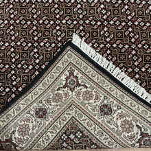 Load image into Gallery viewer, Indian Mahi [Wool + Sillk] - 4&#39;8” X 6&#39;8”
