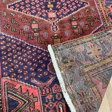 Load image into Gallery viewer, Persian Hamadan - 4'5” X 6'8”
