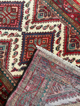 Load image into Gallery viewer, Persian Sarouk - 2&#39;10” X 10&#39;2”
