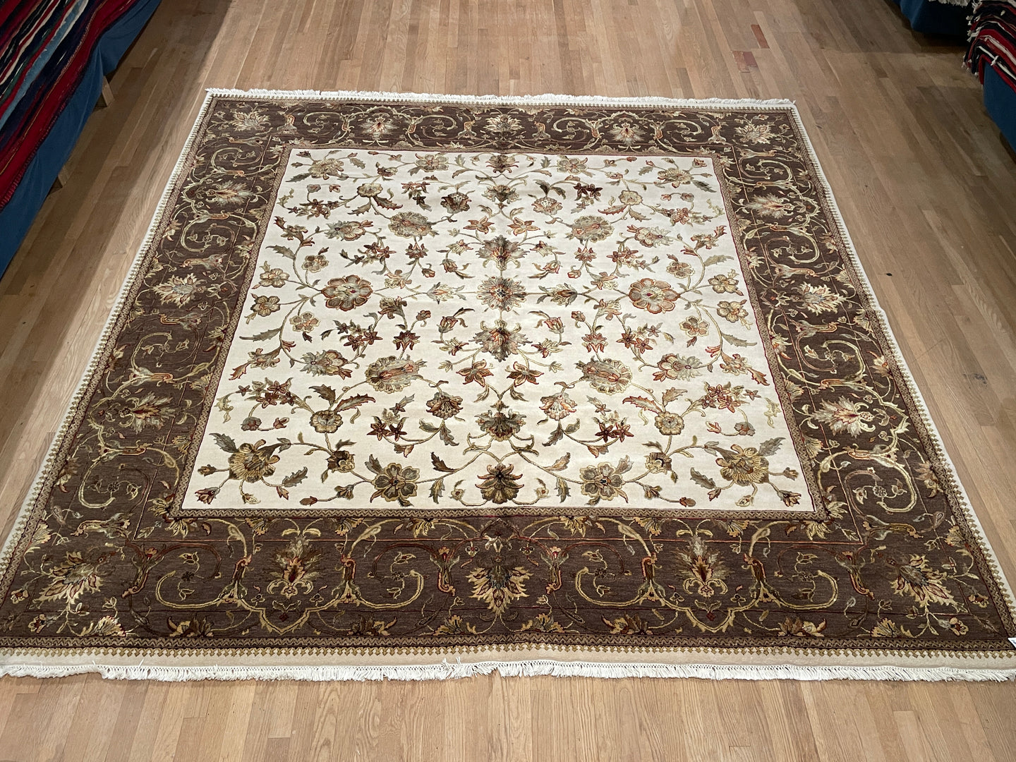 Indian Keshan [Wool + Silk] - Square 10'1