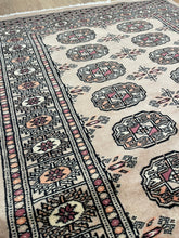 Load image into Gallery viewer, Pakistani Bukhara - 2.5x4
