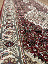 Load image into Gallery viewer, Indian Mahi [Wool + Silk] - 2.5x7/8/9
