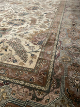 Load image into Gallery viewer, Indian Sarouk - 12&#39;4&quot; x 15&#39;
